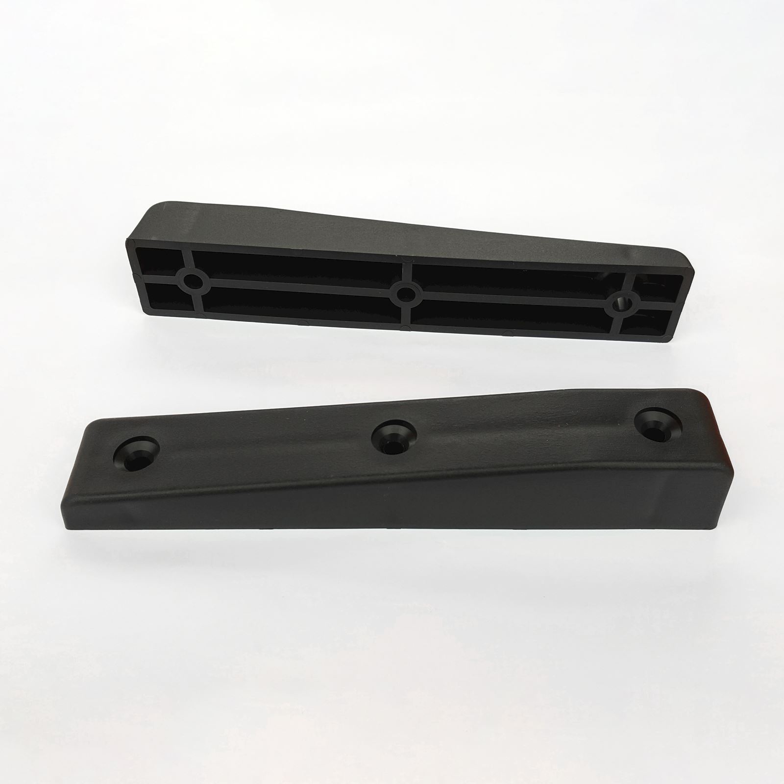 Holder for skydestolpe, plast