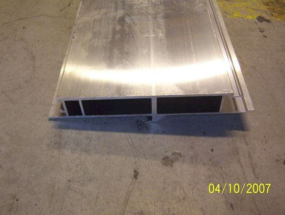 Bundprofil bagklap 30x200x2419