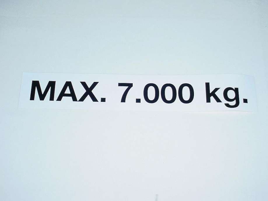 Mærkat max 7000KG