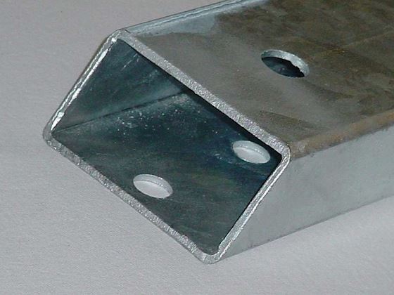 Centerstolpe front for maxi  L=2200